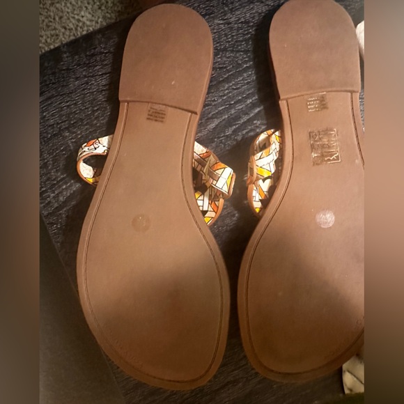 Authentic Tory Burch sandals - Picture 4 of 5
